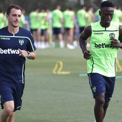 Boateng podría estar ante el Celta; Moses Simon no llega aún