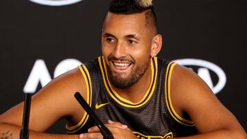 Nick Kyrgios atiende a los medios durante una rueda de prensa en el Open de Australia.