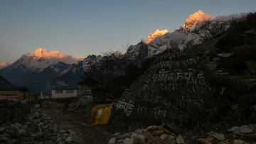 Imagen de la monta&ntilde;a Ama Dablam, en el Himalaya.