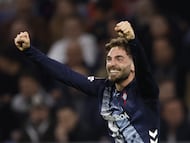 Javi Rueda celebra el tanto anotado ante el Lyon en el Groupama Stadium