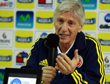 José Néstor Pékerman se fue de la Selección Colombia. El técnico argentino se va después de seis años, la clasificación a dos mundiales, descubrir nuevos talentos y figuras para el fútbol colombiano y el récord de partidos dirigidos con el equipo nacional. Acá unas imágenes para el recuerdo. ¡Gracias Profe!