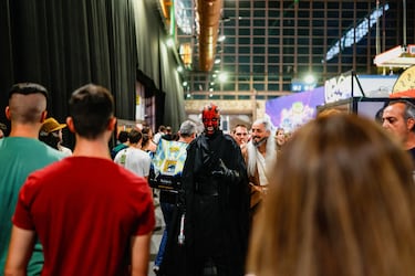 Pasillos llenos de color y emoción: la Comic Con de Málaga se convierte en un universo de fantasía.