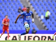 Willer Ditta of Cruz Azul during the 2nd round match between Cruz Azul and Atlas as part of the Liga BBVA MX, Torneo Clausura 2026 at Cuauhtemoc Stadium, on January 14, 2026 in Puebla, Mexico.