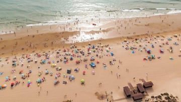 Ni Marbella ni Ibiza: Reino Unido se rinde a la interminable playa andaluza que hasta los españoles desconocen