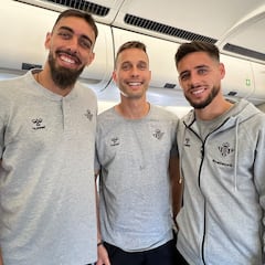 Álex Moreno, Canales y Borja Iglesias se incorporan a la gira del Betis