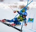 Shiffrin vuelve a ganar 323 días después e iguala a Hirscher