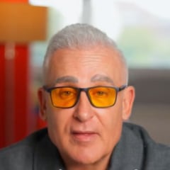 Diego Suárez, experto en longevidad: “Si ves estos brotes en tu patata tienes que tirarla directamente”