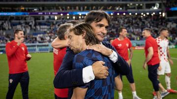 Dalic abraza a Modric.
