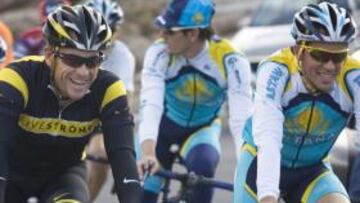 <b>CICLISMO </b>Alberto Contador y Lances Armstrong.