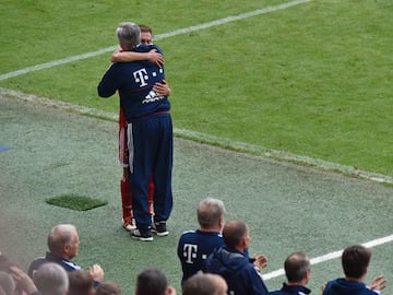 Philipp Lahm y Carlo Ancelotti.