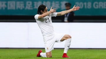 Football Soccer - Wales v Uruguay - China Cup Finals - Guangxi Sports Center, Nanning, China - March 26, 2018. Edinson Cavani of Uruguay celebrates scoring a goal. REUTERS/Stringer ATTENTION EDITORS - THIS IMAGE WAS PROVIDED BY A THIRD PARTY. &nbsp;CHINA&