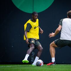 Dembélé vuelve a casa