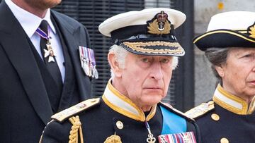 London, United Kingdom -19/09/2022. King Charles III and his family follow the gun carriage carrying his late mother the Queen Elizabeth II to her funeral at Westminster Abbey, Westminster. Joshua Bratt/Pool via REUTERS