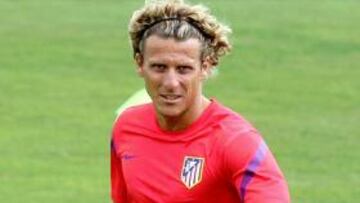 Forlán hará oficial el lunes su marcha del Atlético