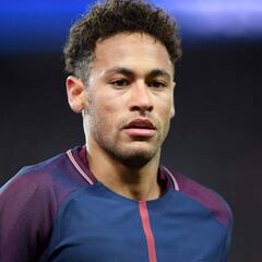 Neymar, en Brasil: hay fractura y podría estar 3 meses KO