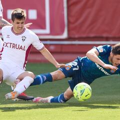 Óscar Gil evita el quirófano