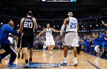 Dirk Nowitzki, Vince Carter y Manue Ginóbili, desolado. 