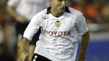 <b>PELEARÁN. </B>Baraja anuncia que el Valencia no se rendirá tras perder su primer título de la temporada.