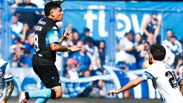Roger y Juanfer no pueden evitar la caída de Racing ante Vélez