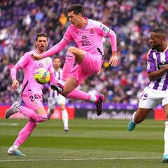 César Montes titular en la derrota del Espanyol ante Valladolid