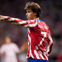 João, siete derbis después