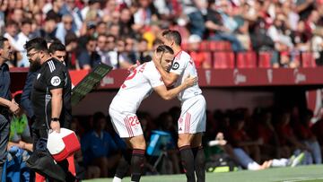 Azpilicueta es sustituido por Ramón Martínez.