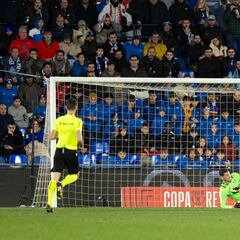 La defensa quedó señalada en una mala noche