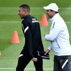 Pochettino reza por Mbappé