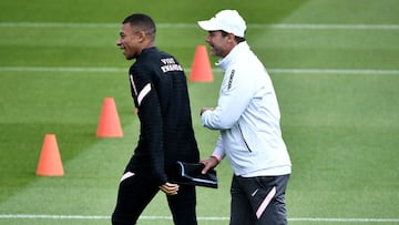 Mbappé y Pochettino, con el PSG.