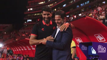 Ni en Chivas, ni en Boca, ni en Necaxa. ¡Gago no da resultados!