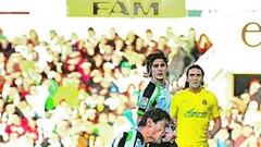 Zigic frenó al Submarino al marcar en fuera de juego