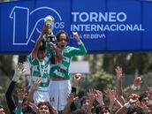 En plena crisis, Santos se corona Campeón