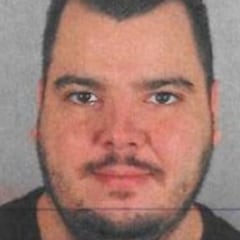 La Policía da una recompensa de 200.000 euros por dar información que permita la detención de este hombre