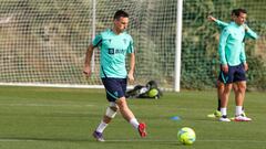 Fede San Emeterio durante un entrenamiento con el C&aacute;diz.