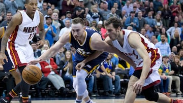 Dec 1, 2016; Salt Lake City, UT, USA; Utah Jazz forward Gordon Hayward (20) dribbles the ball as Miami Heat guard Goran Dragic (7) defends during the second half at Vivint Smart Home Arena. Miami won 111-110. Mandatory Credit: Russ Isabella-USA TODAY Sports