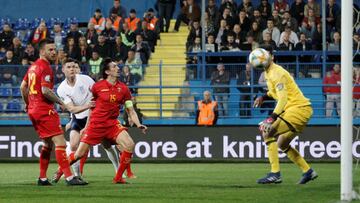 Montenegro e Inglaterra se midieron en Podgorica.