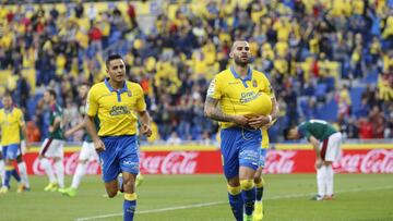 Jesé anota su primer gol como jugador de Las Palmas.