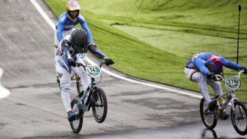 Mariana Pajón logró su tercera medalla olímpica (plata 2020) y es la única del país en conseguirlo. Ramírez repitió el bronce de Río 2016 y también hace historia.