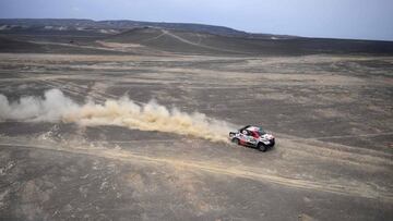 Toyota's driver Nasser Al-Attiyah of Qatar and co-driver Mathieu Baumel of France compete during the Dakar Rally Stage 8 between San Juan de Marcona and Pisco in Peru, on January 15, 2019. (Photo by Franck FIFE / AFP)