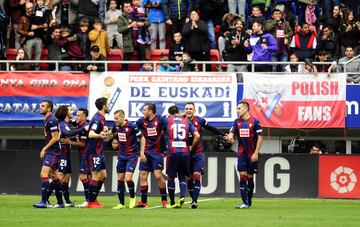 La alegría en Eibar se volvió mayúscula con el tercer ,y a la postre definitivo, tanto del conjunto armero.