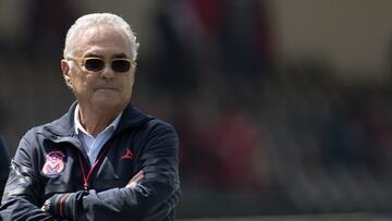 Álvaro Dávila: "No sólo con la chequera vas a salir campeón"