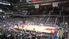 El Madrid ofrece a su público la Copa en su regreso al Palacio