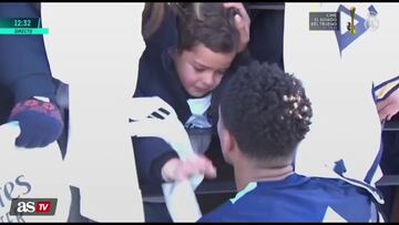 Bellingham wins everyone's heart with this epic moment with a child in Valdebebas