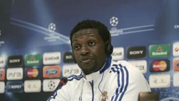 Adebayor vuelve a jugar con la selección de Togo