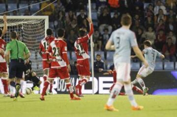 2-1. Santi Mina anotó el segundo tanto.