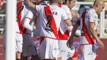 Michu y Tamudo amargan el retorno de Reyes