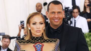 Jennifer Lopez y AROD en The Metropolitan Museum of Art, NY.  Mayo 7, 2018.