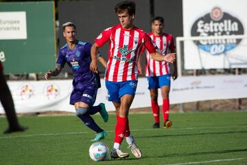 Miguel Yuste, enfrentándose al Real Valladolid Promesas.