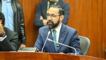 "Nuestro Ministro
@andrescamachom_
en el debate de control político citado por la Comisión Sexta del
@SenadoGovCo"