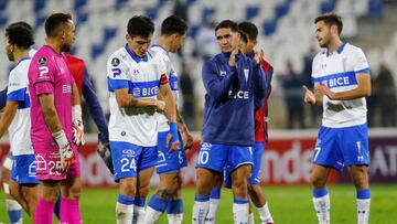 Holan define la salida de dos jugadores para el segundo semestre